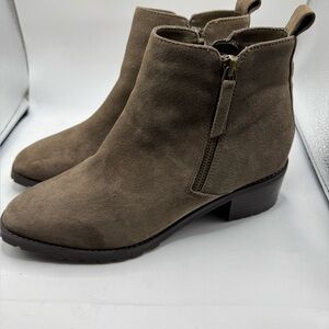 Blondo Samara Ankle Boots waterproof size 9